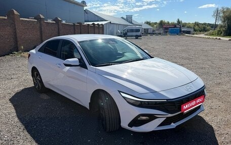 Hyundai Elantra, 2024 год, 2 899 000 рублей, 4 фотография