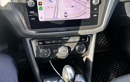 Volkswagen Tiguan II, 2020 год, 2 600 000 рублей, 18 фотография