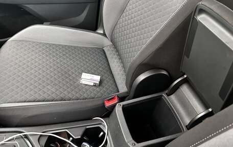 Volkswagen Tiguan II, 2020 год, 2 600 000 рублей, 15 фотография