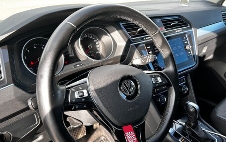 Volkswagen Tiguan II, 2020 год, 2 600 000 рублей, 10 фотография