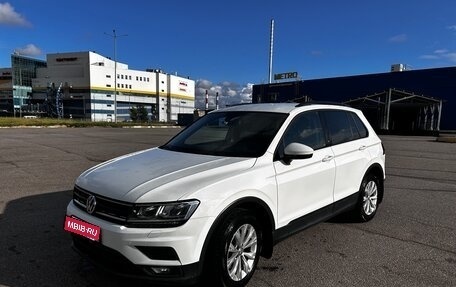 Volkswagen Tiguan II, 2020 год, 2 600 000 рублей, 8 фотография