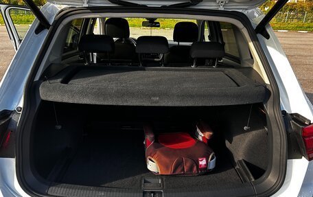 Volkswagen Tiguan II, 2020 год, 2 600 000 рублей, 19 фотография