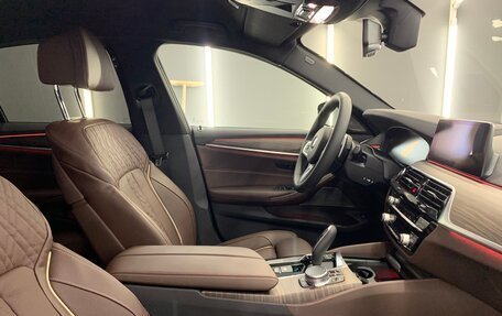 BMW 5 серия, 2019 год, 4 900 000 рублей, 6 фотография