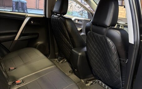 Toyota RAV4, 2019 год, 2 750 000 рублей, 6 фотография