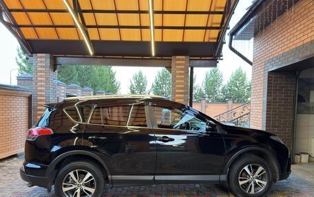 Toyota RAV4, 2019 год, 2 750 000 рублей, 4 фотография