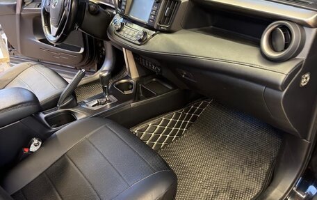 Toyota RAV4, 2019 год, 2 750 000 рублей, 3 фотография