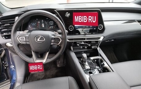 Lexus RX IV рестайлинг, 2025 год, 6 950 000 рублей, 9 фотография