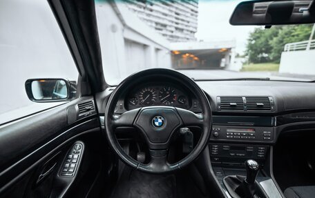 BMW 5 серия, 1998 год, 750 000 рублей, 11 фотография