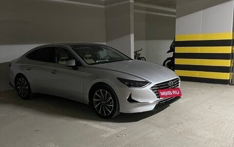 Hyundai Sonata VIII, 2021 год, 3 000 000 рублей, 10 фотография