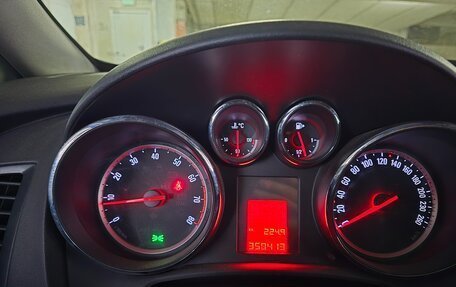 Opel Astra J, 2011 год, 320 000 рублей, 10 фотография