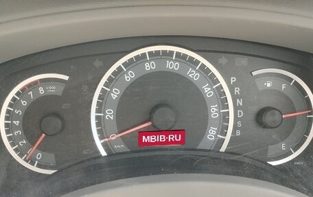 Toyota ISis I, 2010 год, 1 250 000 рублей, 10 фотография