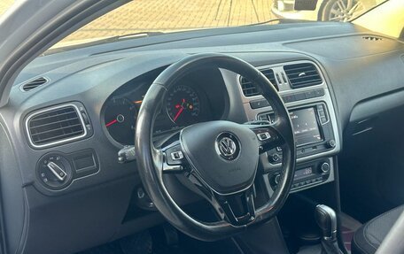 Volkswagen Polo VI (EU Market), 2018 год, 1 450 000 рублей, 8 фотография