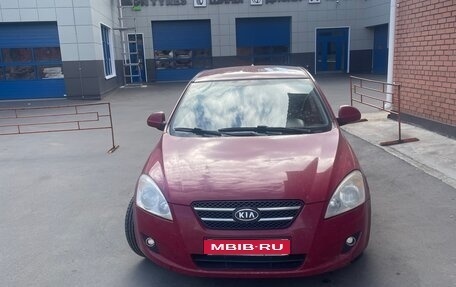 KIA cee'd I рестайлинг, 2008 год, 1 фотография