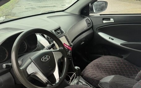 Hyundai Solaris II рестайлинг, 2012 год, 554 990 рублей, 5 фотография