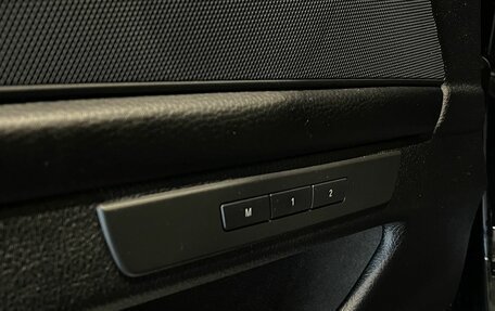 BMW 5 серия, 2013 год, 1 680 000 рублей, 21 фотография