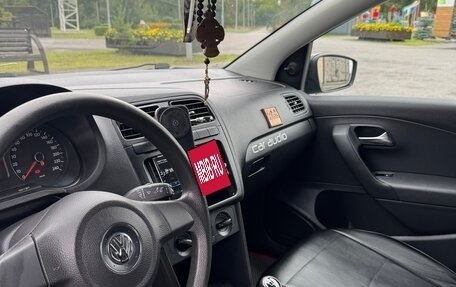 Volkswagen Polo VI (EU Market), 2011 год, 800 000 рублей, 7 фотография