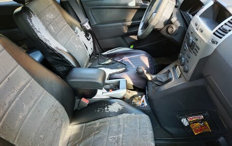 Opel Zafira B, 2011 год, 950 000 рублей, 3 фотография