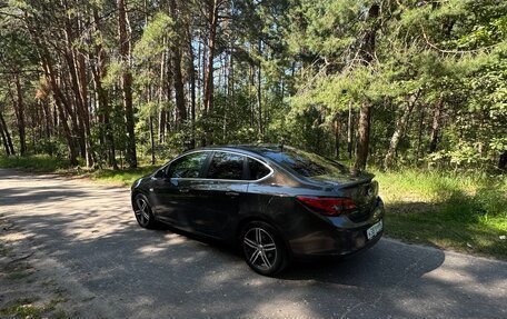 Opel Astra J, 2012 год, 860 000 рублей, 5 фотография