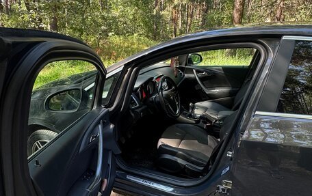 Opel Astra J, 2012 год, 860 000 рублей, 4 фотография