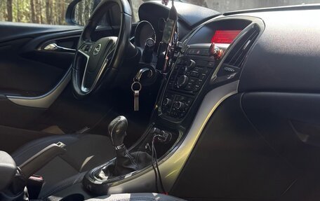 Opel Astra J, 2012 год, 860 000 рублей, 13 фотография