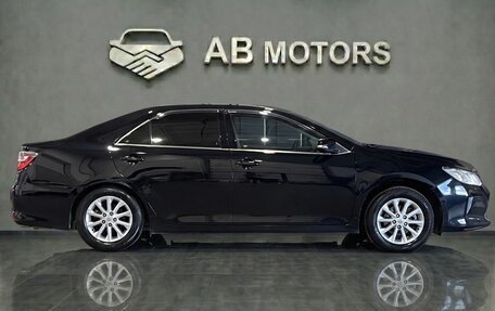 Toyota Camry, 2015 год, 1 715 000 рублей, 3 фотография
