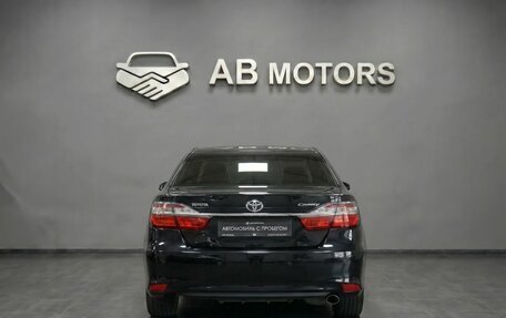 Toyota Camry, 2015 год, 1 715 000 рублей, 5 фотография