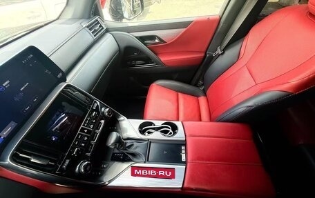 Lexus LX, 2024 год, 17 500 000 рублей, 7 фотография