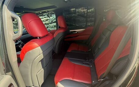 Lexus LX, 2024 год, 17 500 000 рублей, 14 фотография