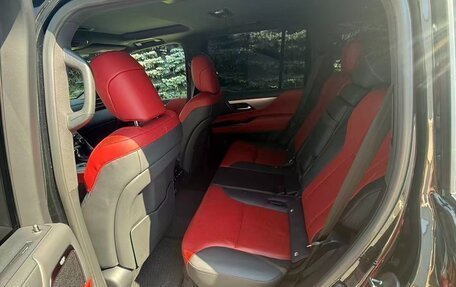 Lexus LX, 2024 год, 17 500 000 рублей, 13 фотография