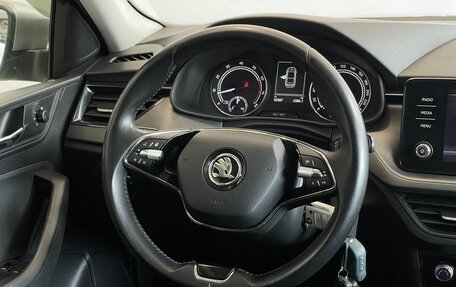 Skoda Rapid II, 2021 год, 1 640 000 рублей, 10 фотография