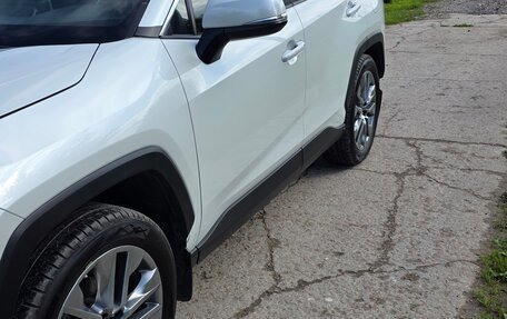 Toyota RAV4, 2022 год, 4 650 000 рублей, 4 фотография