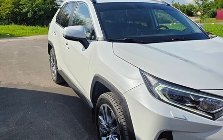 Toyota RAV4, 2022 год, 4 650 000 рублей, 12 фотография