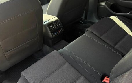 Volkswagen Passat B8 рестайлинг, 2017 год, 1 350 000 рублей, 6 фотография