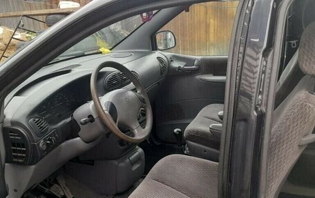 Chrysler Voyager III, 1998 год, 250 000 рублей, 5 фотография