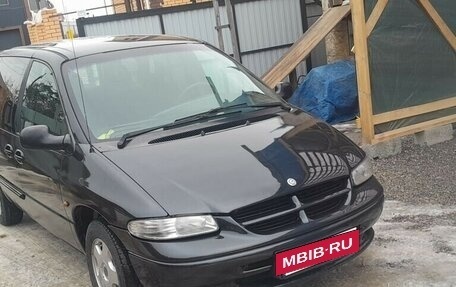 Chrysler Voyager III, 1998 год, 250 000 рублей, 3 фотография