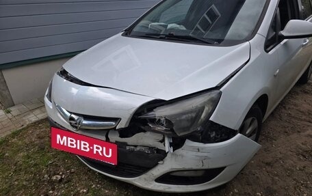 Opel Astra J, 2014 год, 580 000 рублей, 4 фотография