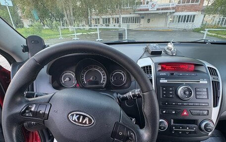 KIA cee'd I рестайлинг, 2012 год, 860 000 рублей, 15 фотография