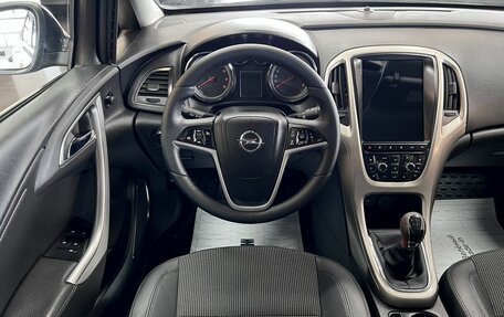 Opel Astra J, 2011 год, 695 000 рублей, 11 фотография