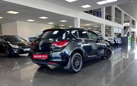 Opel Astra J, 2011 год, 695 000 рублей, 2 фотография