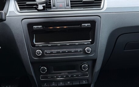 Skoda Rapid I, 2015 год, 949 000 рублей, 15 фотография