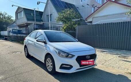 Hyundai Solaris II рестайлинг, 2019 год, 1 050 000 рублей, 2 фотография