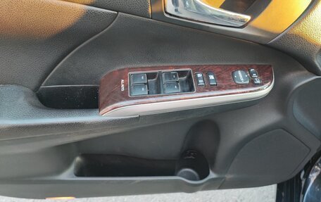 Toyota Camry, 2016 год, 1 820 000 рублей, 11 фотография