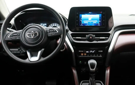 Toyota Urban Cruiser, 2025 год, 2 773 006 рублей, 9 фотография