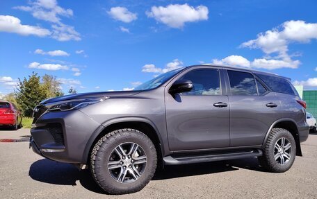Toyota Fortuner II, 2021 год, 4 050 000 рублей, 8 фотография