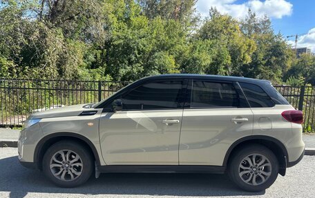 Suzuki Vitara II рестайлинг, 2020 год, 2 200 000 рублей, 3 фотография