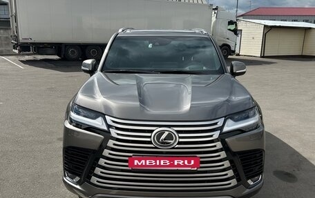 Lexus LX, 2024 год, 16 000 000 рублей, 18 фотография