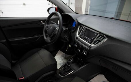 Hyundai Solaris II рестайлинг, 2021 год, 1 499 000 рублей, 15 фотография