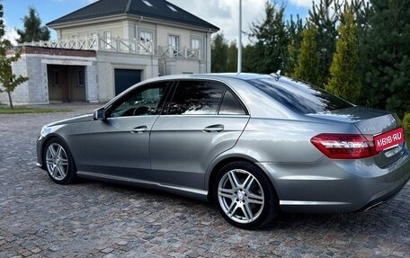 Mercedes-Benz E-Класс, 2012 год, 1 900 000 рублей, 8 фотография