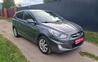 Hyundai Solaris II рестайлинг, 2012 год, 600 000 рублей, 1 фотография