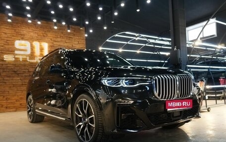 BMW X7, 2021 год, 8 000 000 рублей, 1 фотография